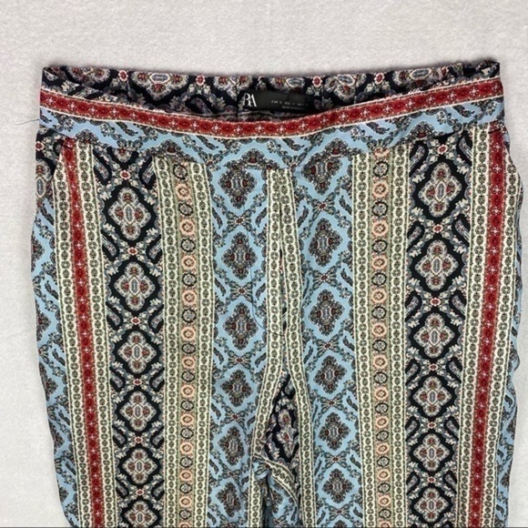 Zara Multicolored Printed Lightweight High Rise Straight Leg Pant - Picture 3 of 10